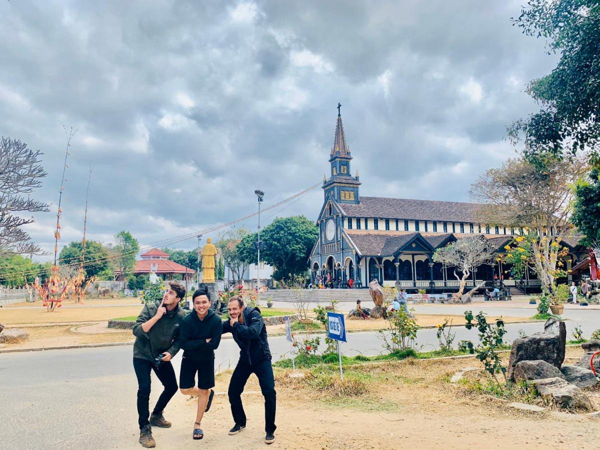 Vietnam Phuot Real Home Kon Tum Buitenkant foto